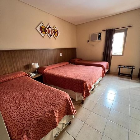 Hotel Confianza Corrientes Esterno foto