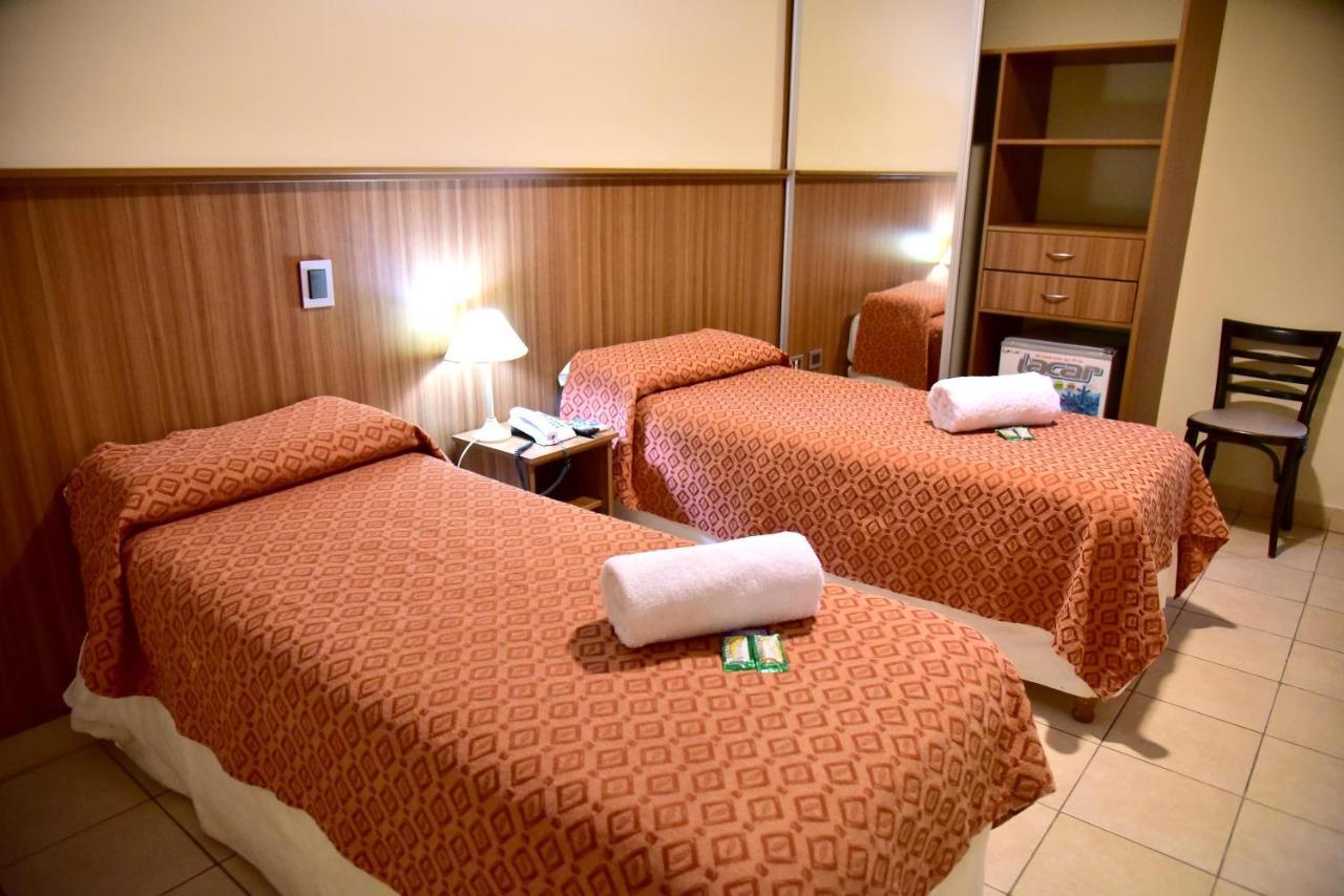 Hotel Confianza Corrientes Esterno foto