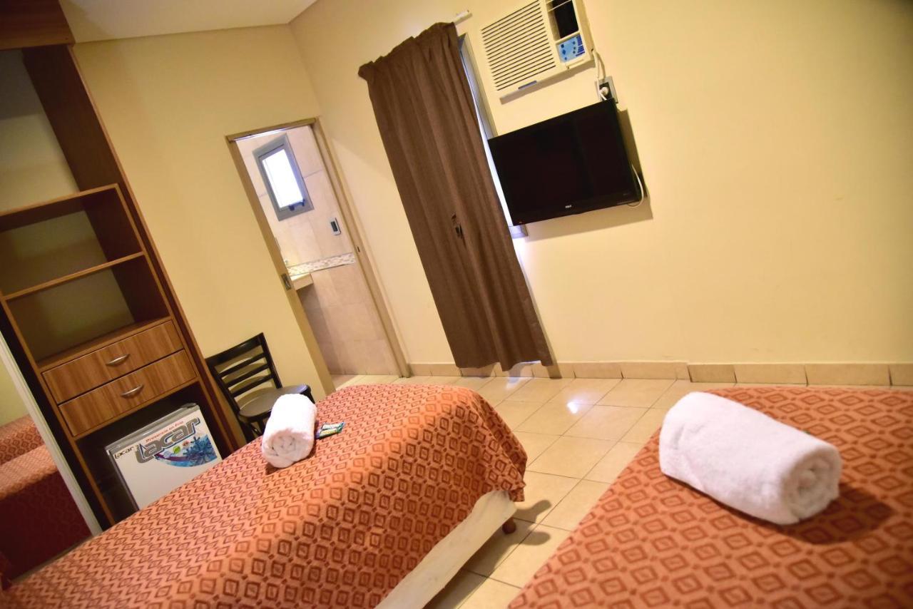 Hotel Confianza Corrientes Esterno foto